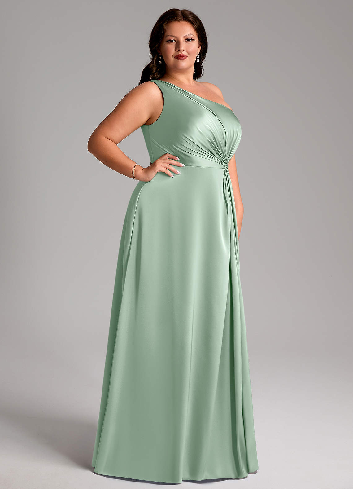 Azazie Brooke Vestidos de madrinha de casamento Vestir Agave de Cetim elástico de Linha A com Um ombro image9