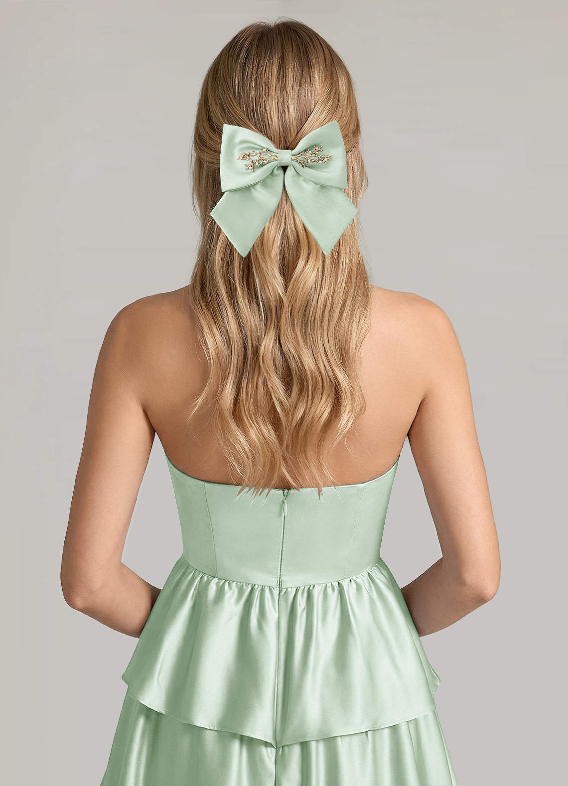 front Spinka do włosów z metalową kokardką w pasującym kolorze