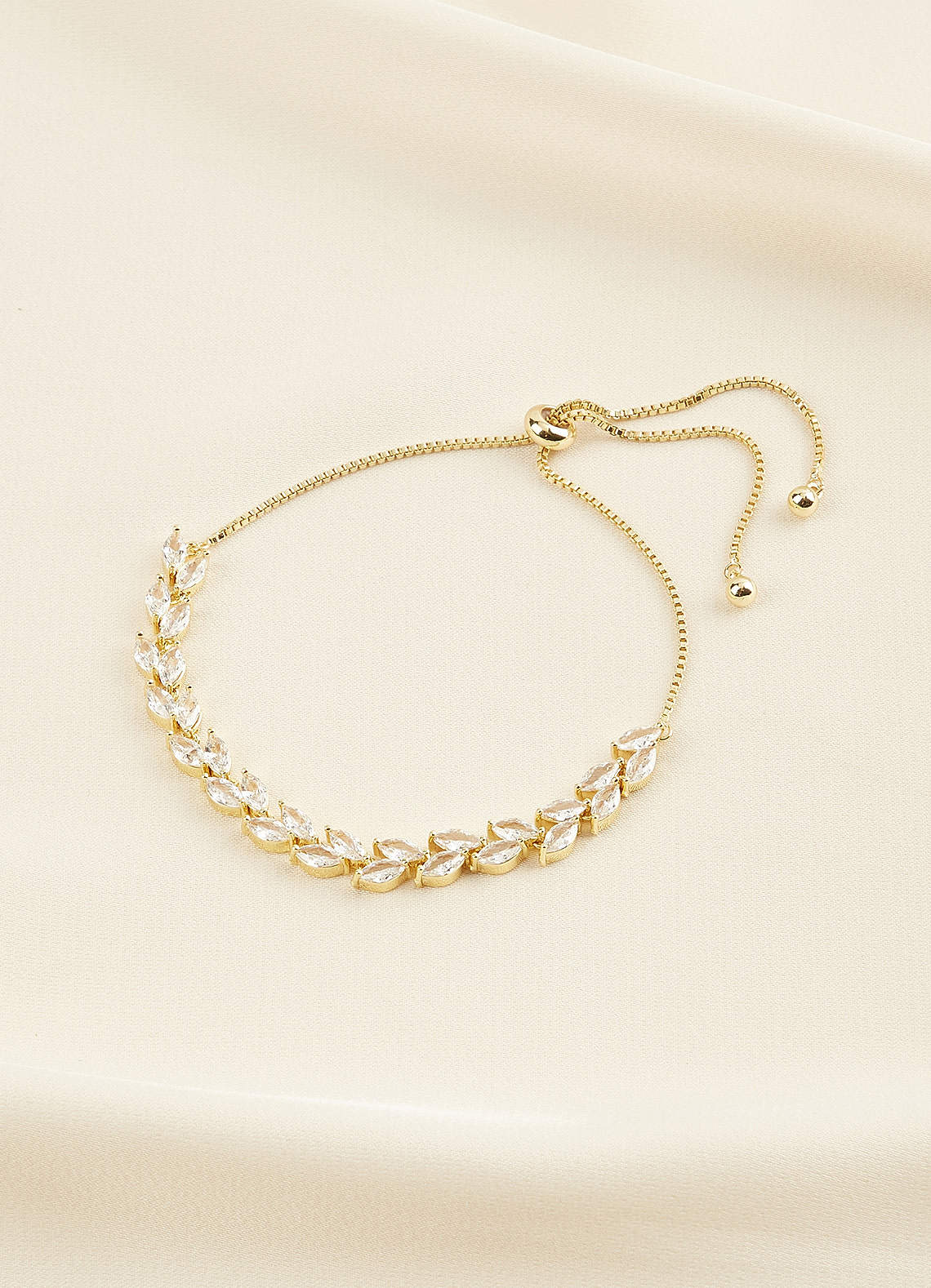 front Everlasting Love Bracelet