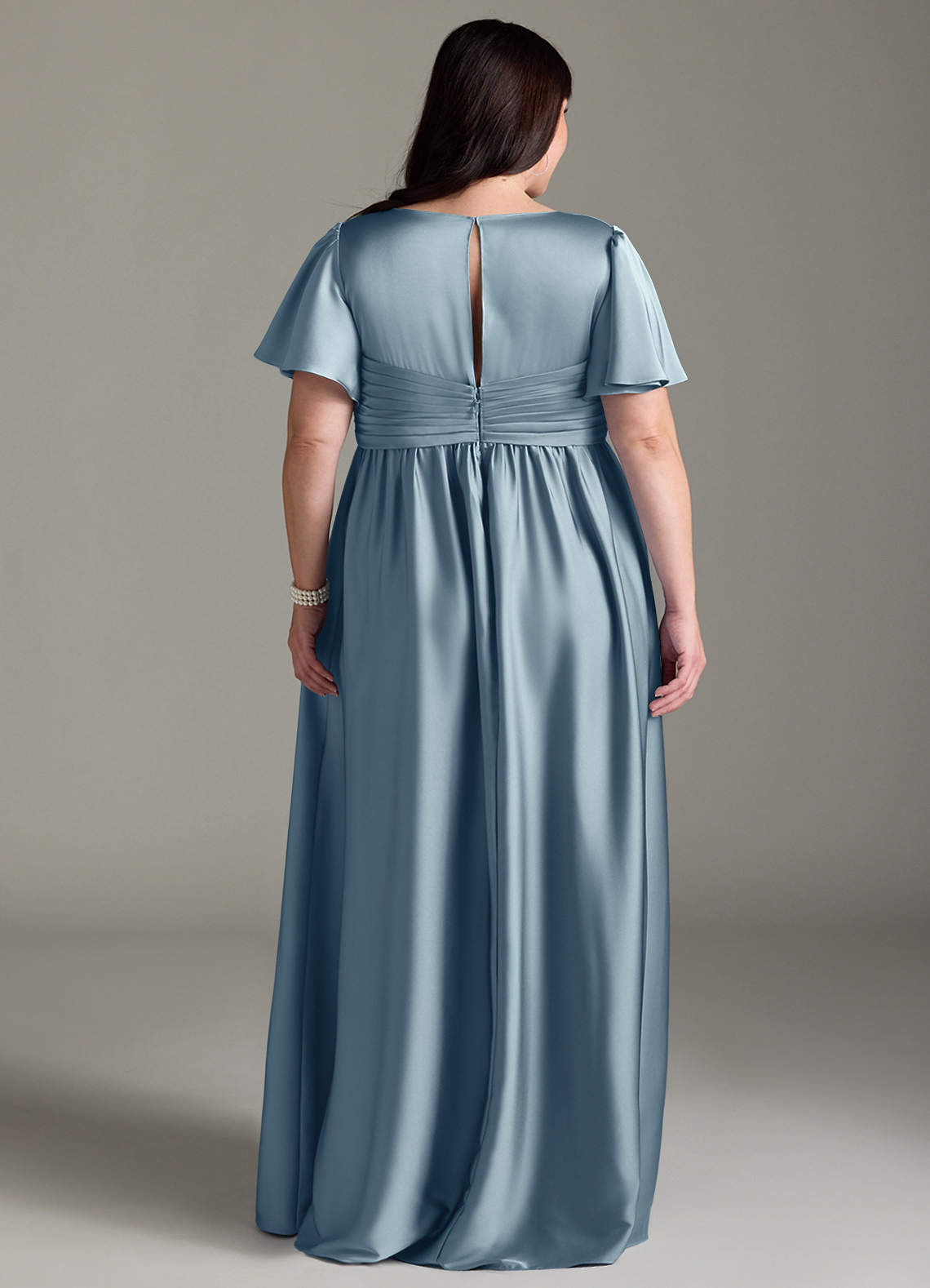 Azazie Verna vestidos de dama de honor de maternidad Vestido de Corte En A Volante Hasta el suelo Satén Elástico image10