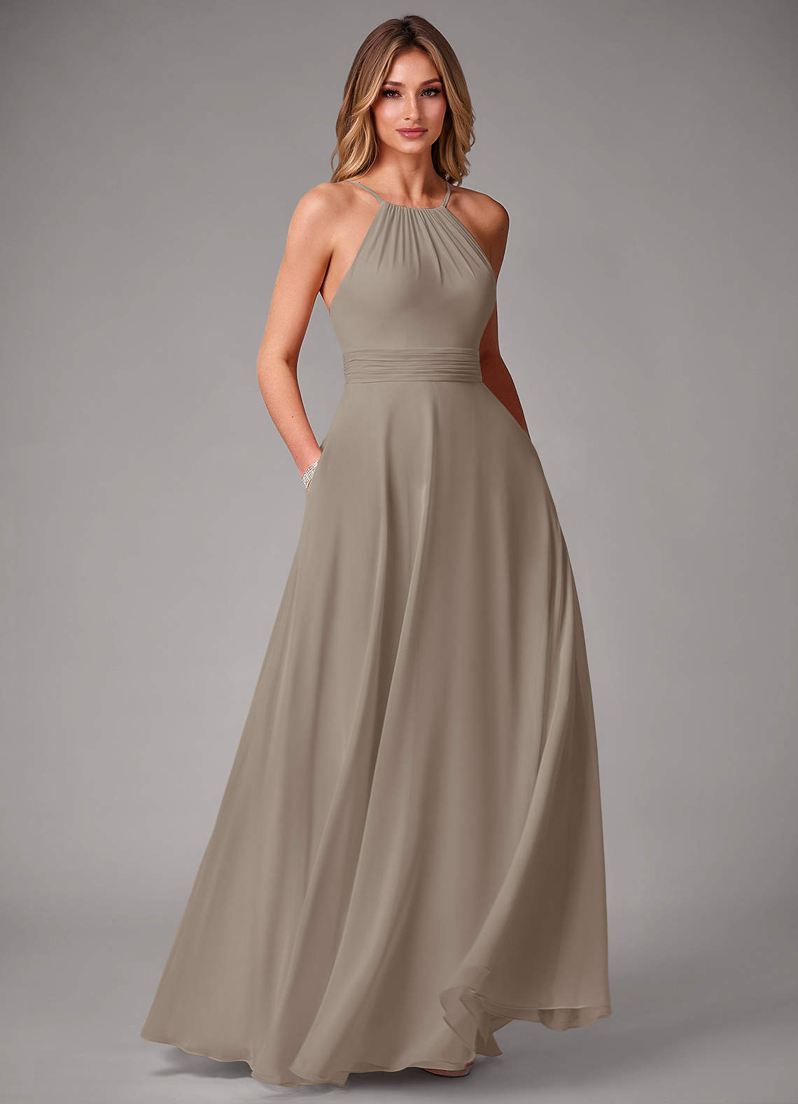 Azazie Amalia Abiti da Damigella Abito A-Line in Chiffon Plissettato Taupe image1