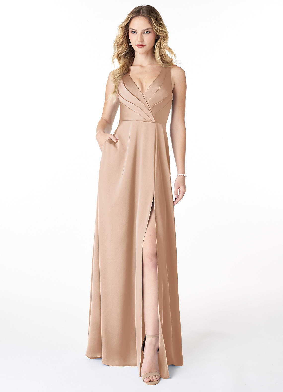 Azazie Nelly Vestidos de damas de honor Vestido de Rosa Inglesa de Satén Elástico de Corte en A con Cuello en V Plisado image1