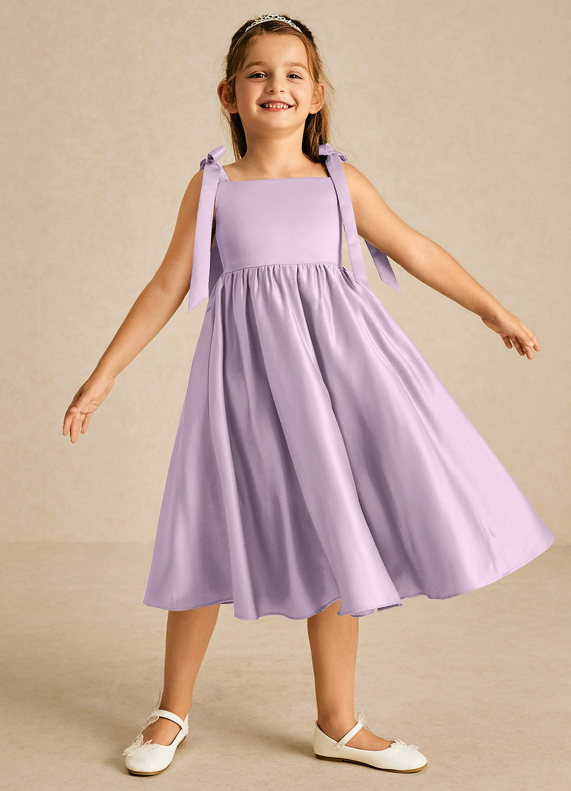 Azazie Chelsie Robe Demoiselle D'honneur Fillette Robe Trapèze en Mat Satiné Arc Frostiges Flieder image1