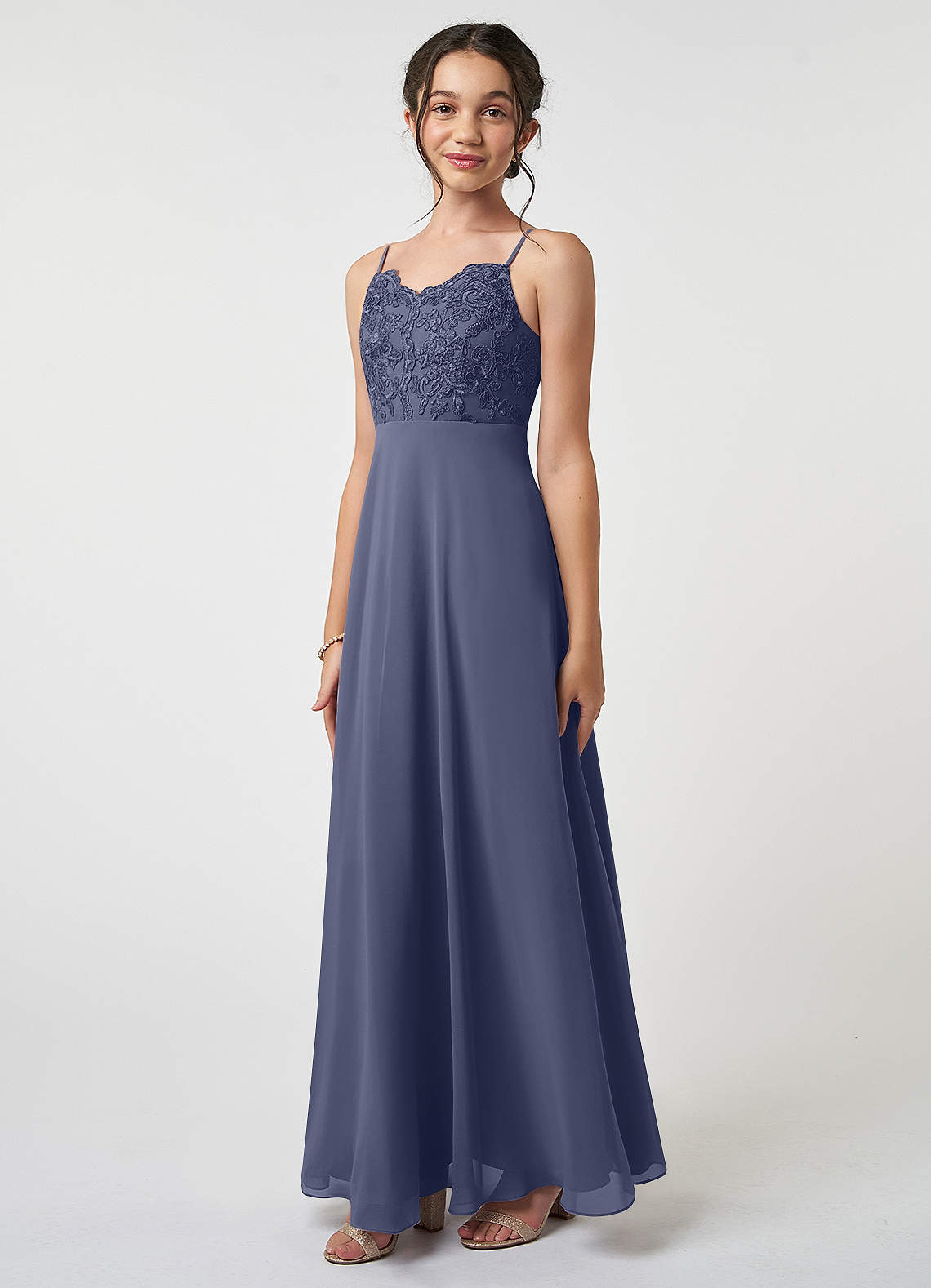 Azazie Sonya Junior Robe Trapèze en Mousseline de soie Dentelle Bleu Orageux image1