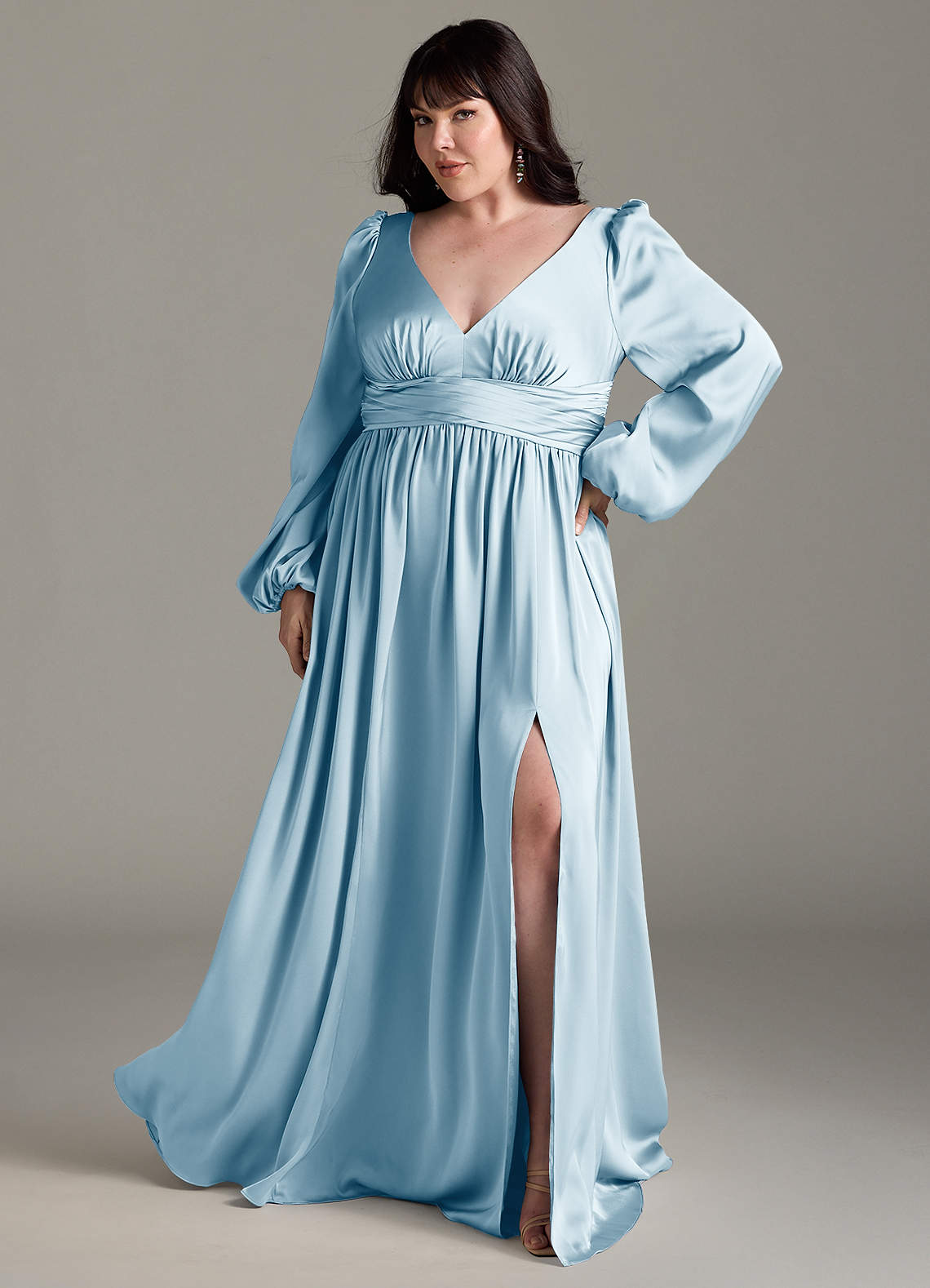 Azazie Norah Robes de demoiselle d'honneur Robe Trapèze en Satin extensible Bleu Ciel image1
