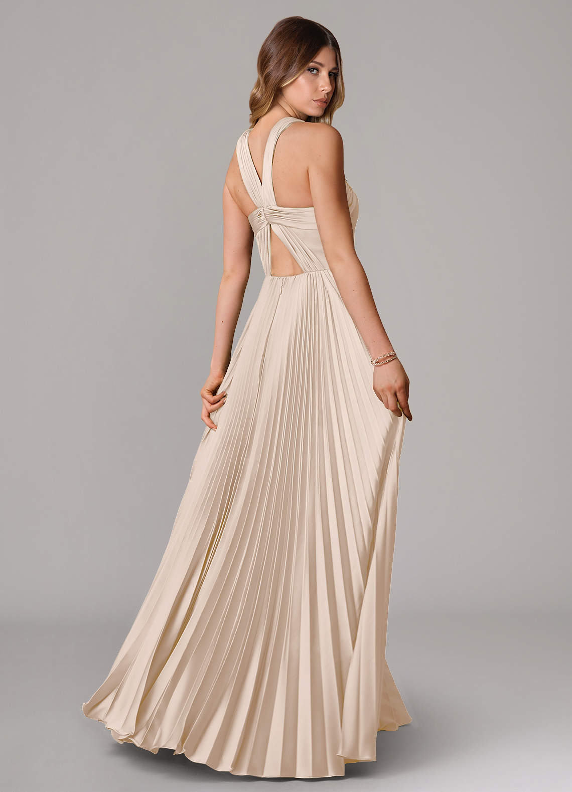 Azazie Afra Abiti da Damigella Abito A-Line in Raso Elasticizzato Plissettato Alabastro Bianco image1