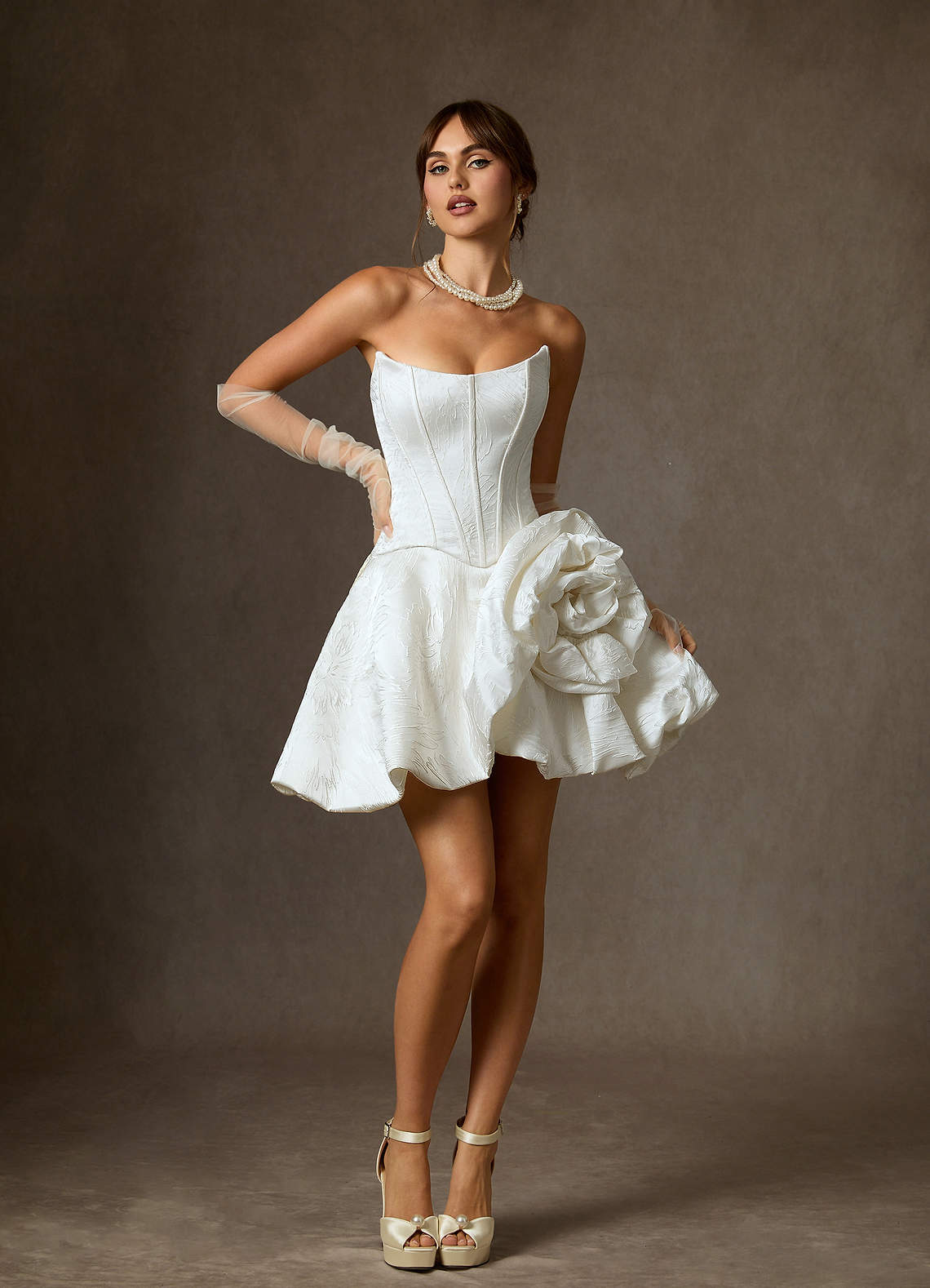 Azazie Kloe Abiti da Sposa Abito Principessa in Jacquard Floreale Senza Cinturino Bianco Diamante image2