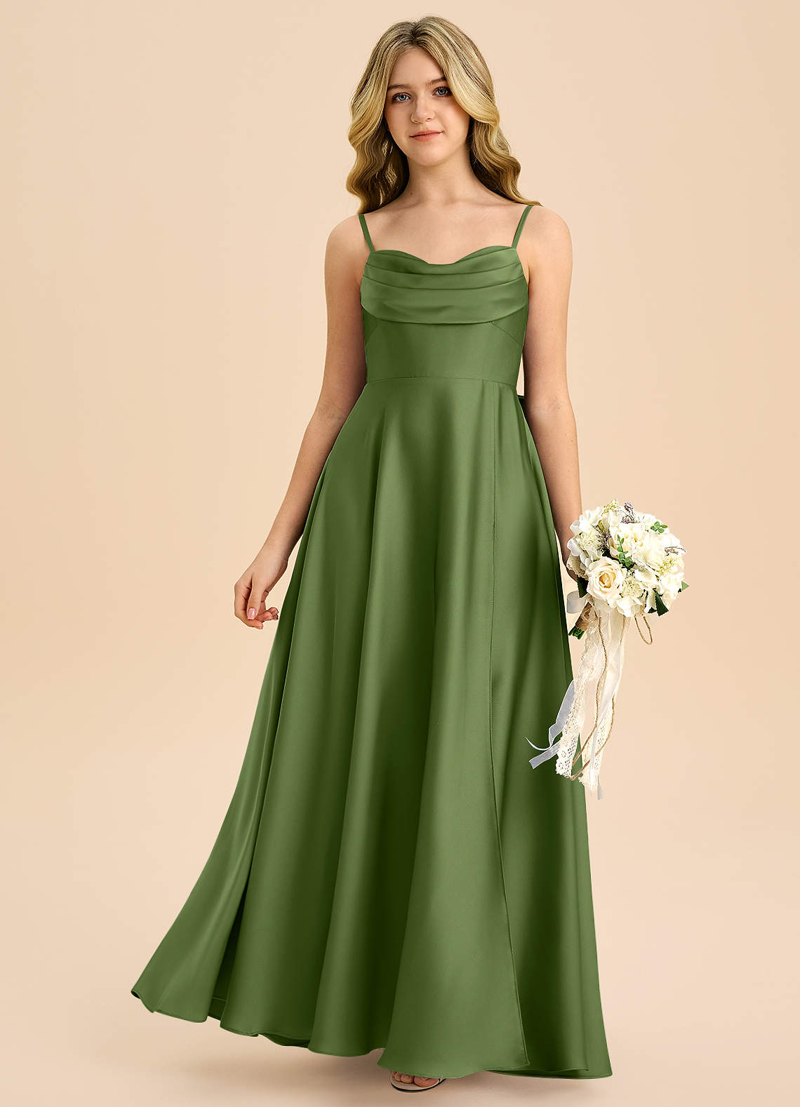 Azazie Bear Junior Vestido de Ganache de Satén Elástico de Corte en A con Escote de Corazón image2