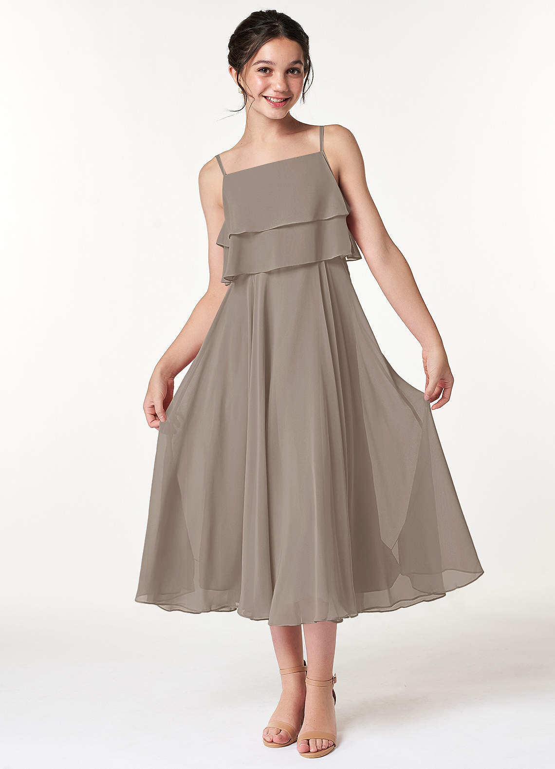Azazie Ensley Junior Abito A-Line in Chiffon Plissettato Taupe image1
