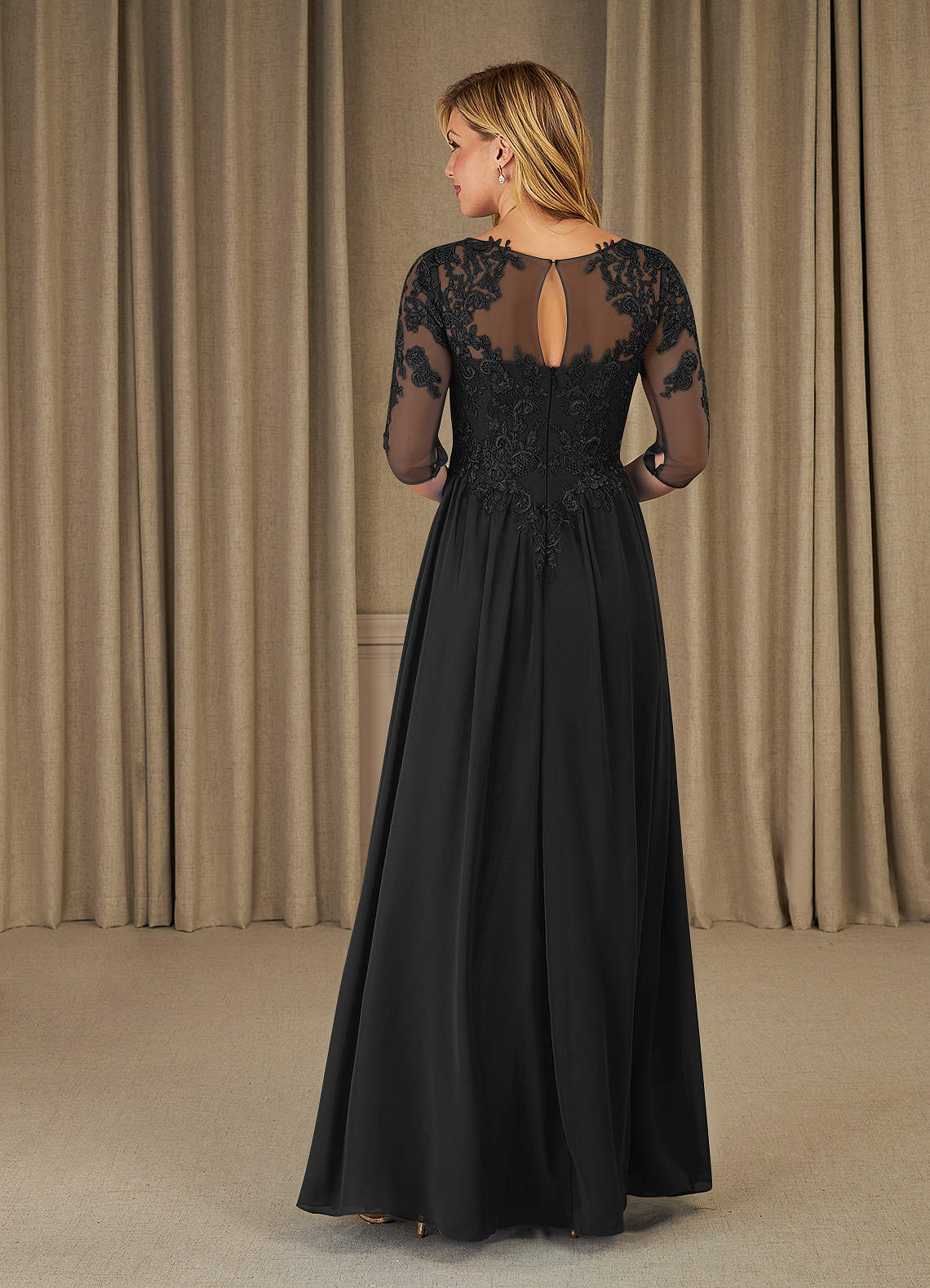 Azazie Mirielle vestidos de madre de la novia Vestido de Negro de Gasa de Corte En A con Encaje Scoop image1