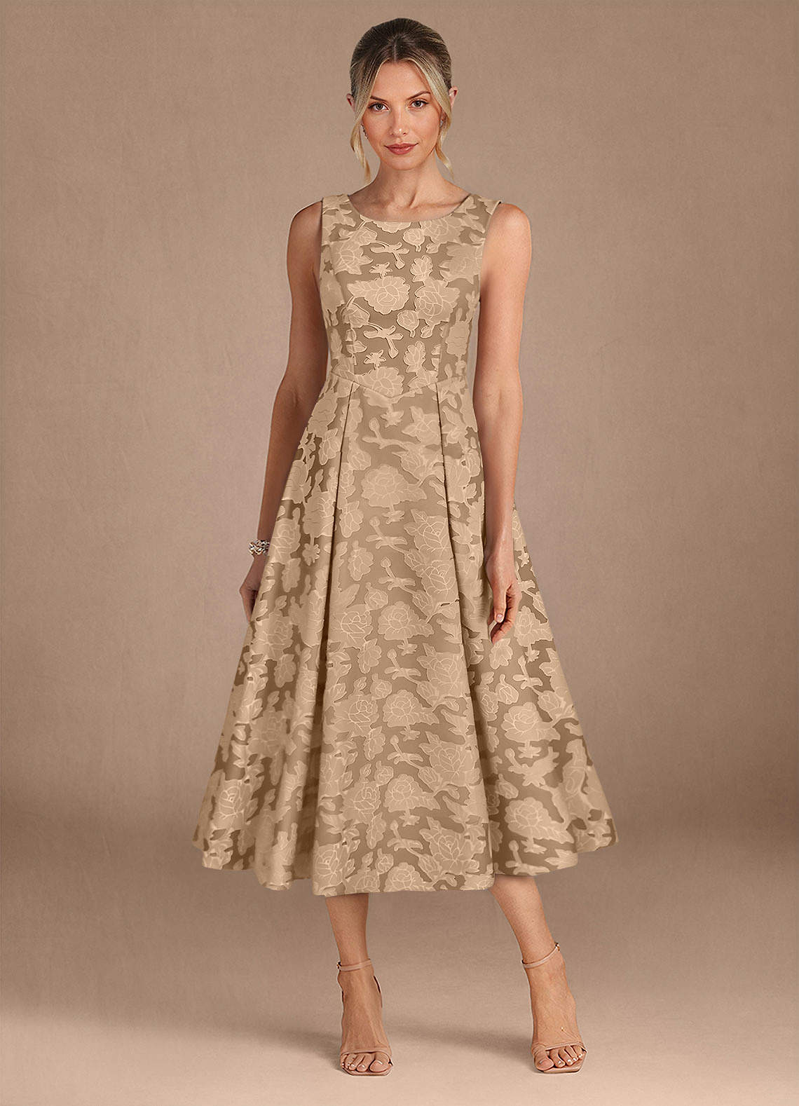 Azazie Fulton vestidos de madre de la novia Vestido de Champán de Devorado Floral de Corte En A con Plisado image4