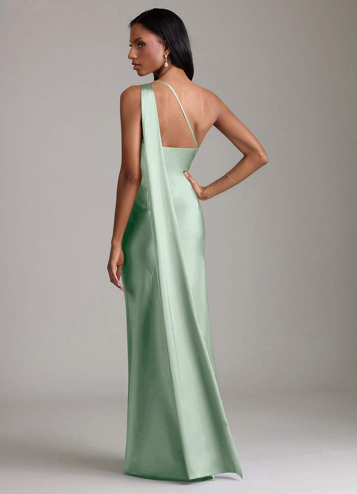 Azazie Juniper Brudtärnklänningar Klä av Sjöjungfru i Stretch Satin Ena axeln Agave image5