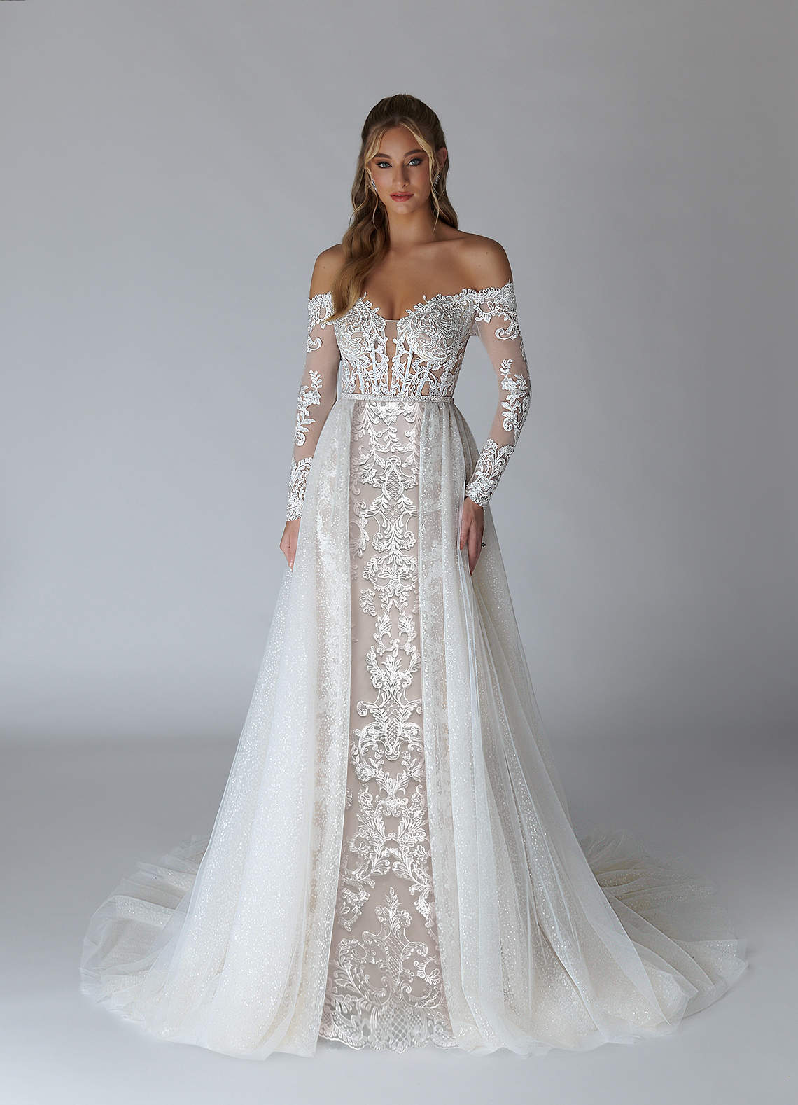 Azazie Solaris Abiti da Sposa Abito A-Line in Tulle con Scollo a V e Paillettes Bianco Diamante Moka image1