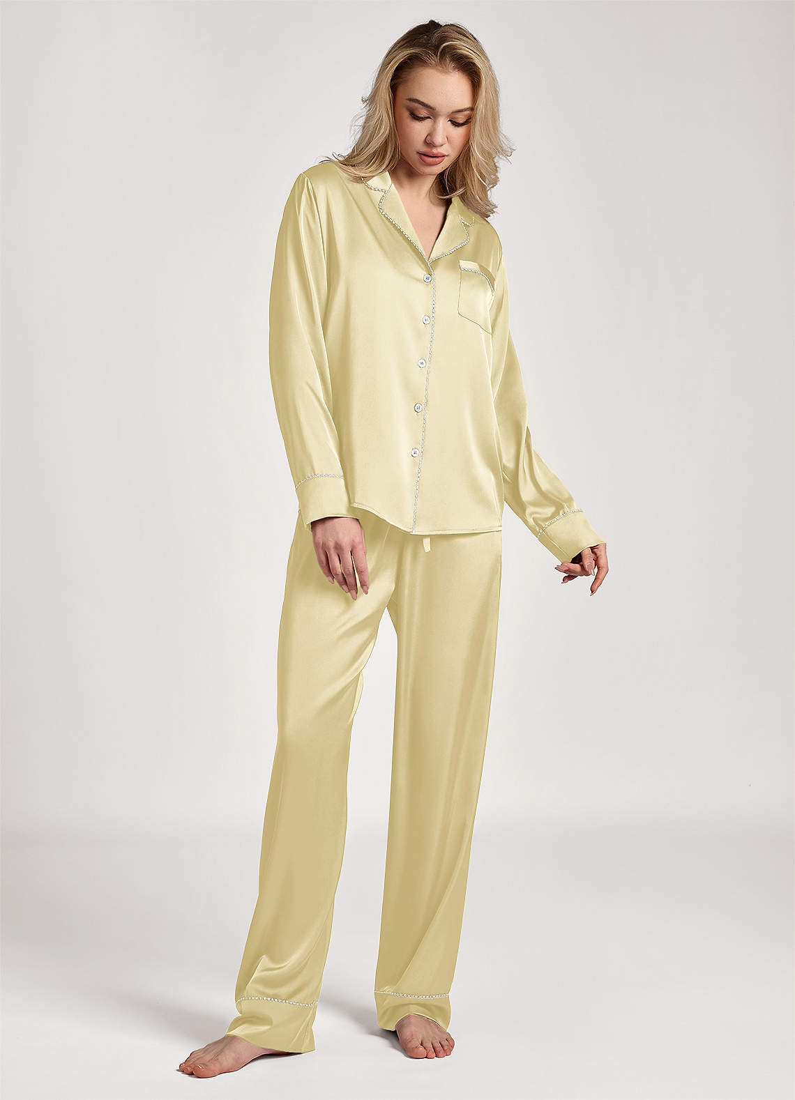 front Pyjamassæt med lange ærmer og satin-lurexkant