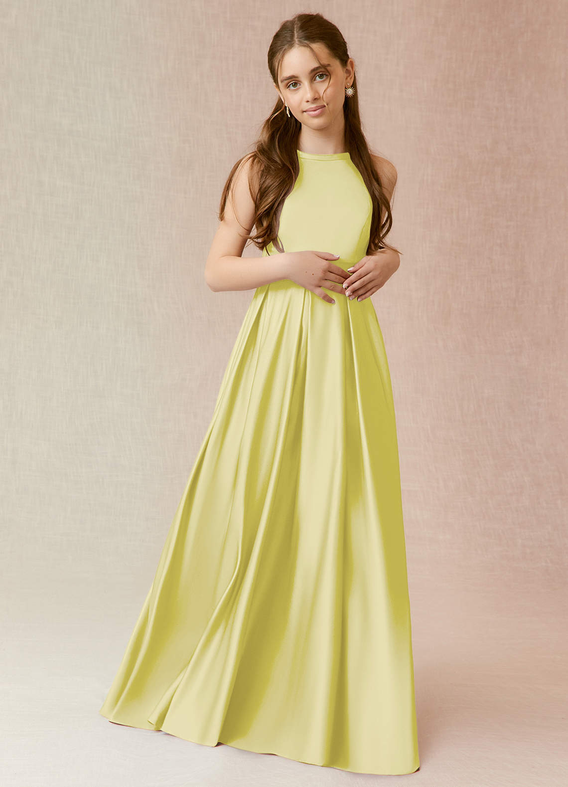 Azazie Arianthe Junior Vestido de Sorbete De Limón de Satin Mate de Corte En A con Con bolsillos image1