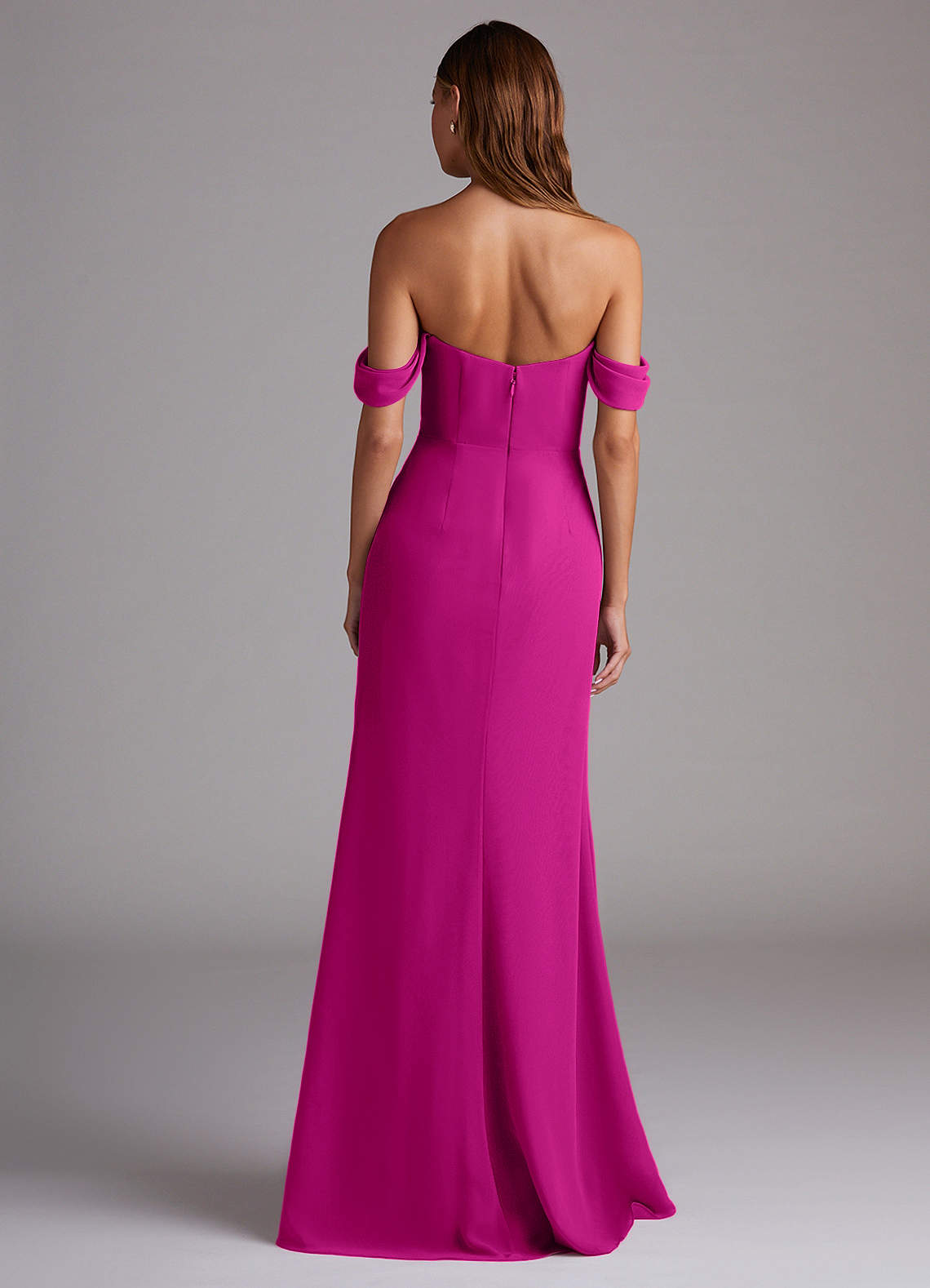 Azazie Saige Vestidos de damas de honor Vestido de Fucsia de Gasa de Corte en A Convertible con Vestidos sin tirantes image6