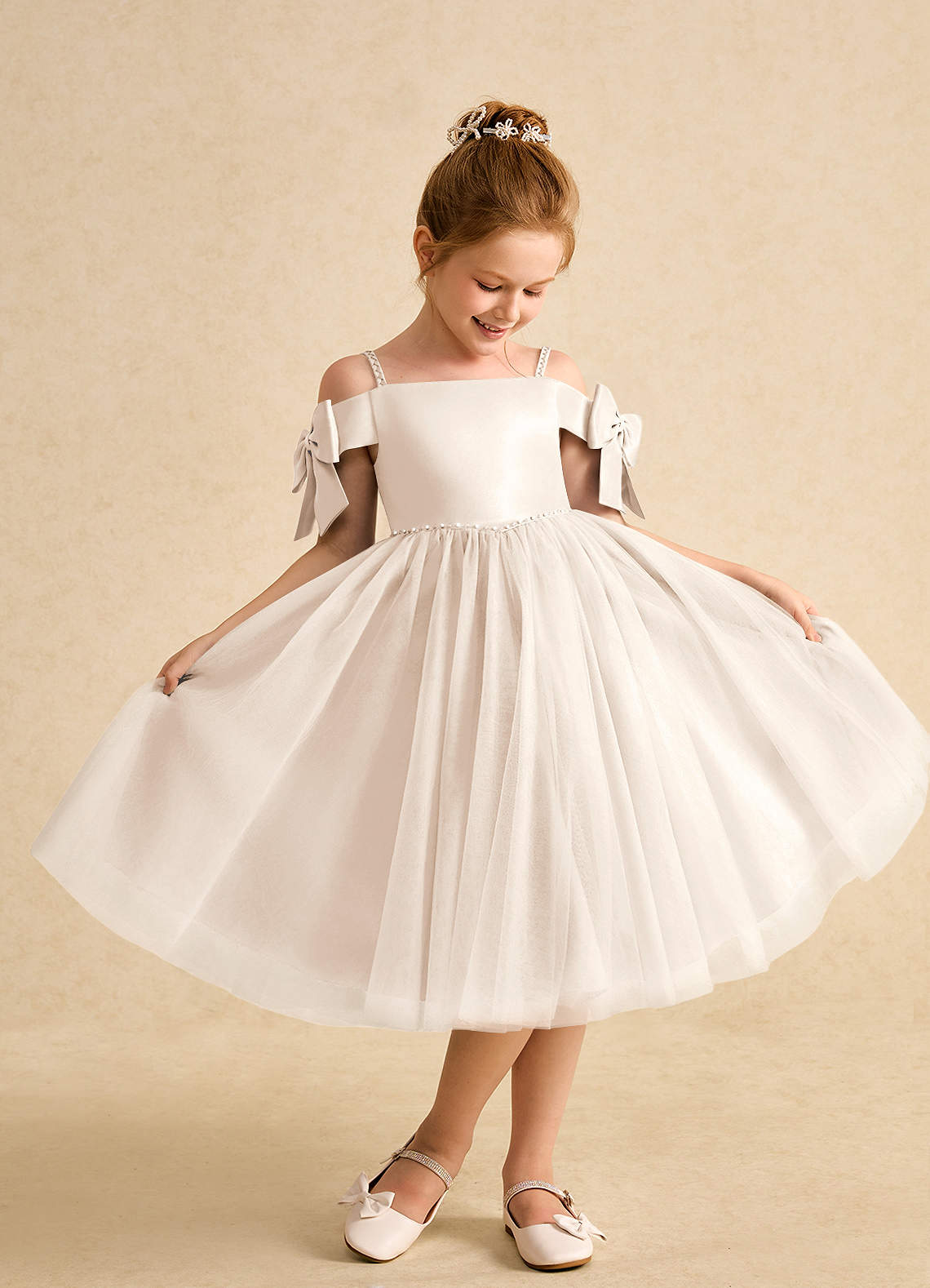 Azazie Amie vestidos de niña de las flores Vestido de Alabastro Blanco de Satin Mate de Corte En A con Vestidos sin tirantes image1