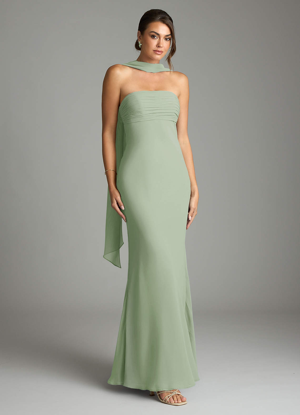 Azazie Saylor Brudtärnklänningar Klä av Sjöjungfru i Chiffong Axelbandslös Dusty Sage image1