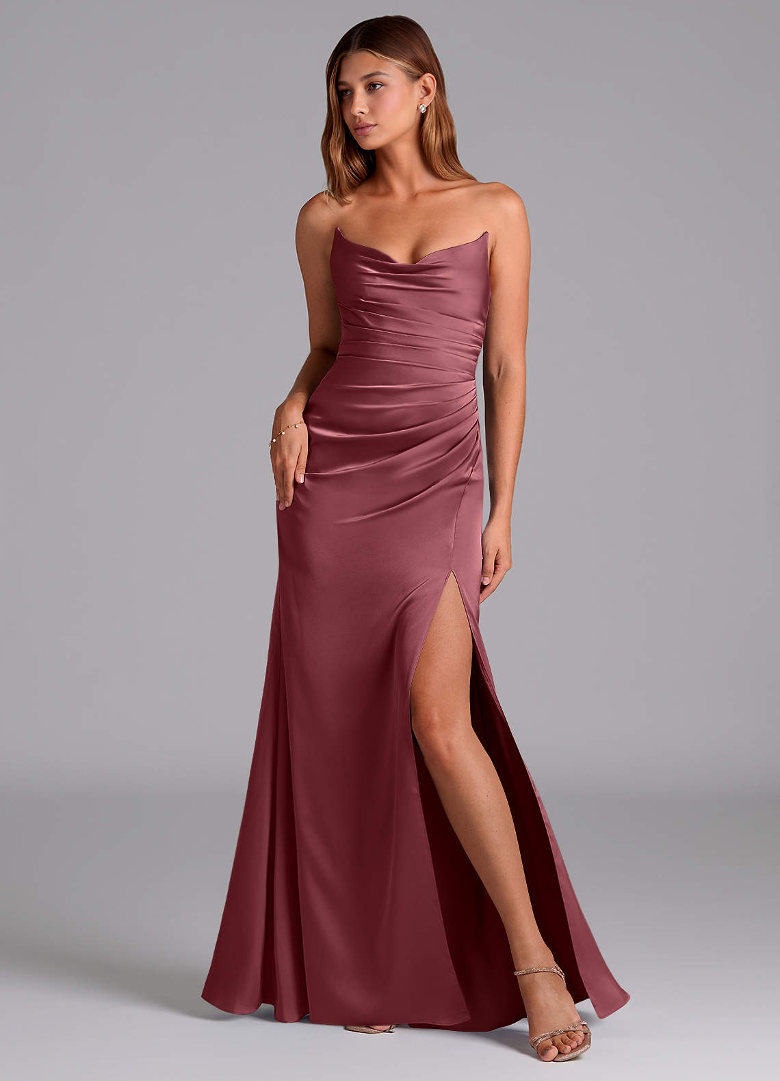 Azazie Claudelle Suknie dla druhen Syrena Bez ramiączek Satyna elastyczna Do ziemi Sukienka image1