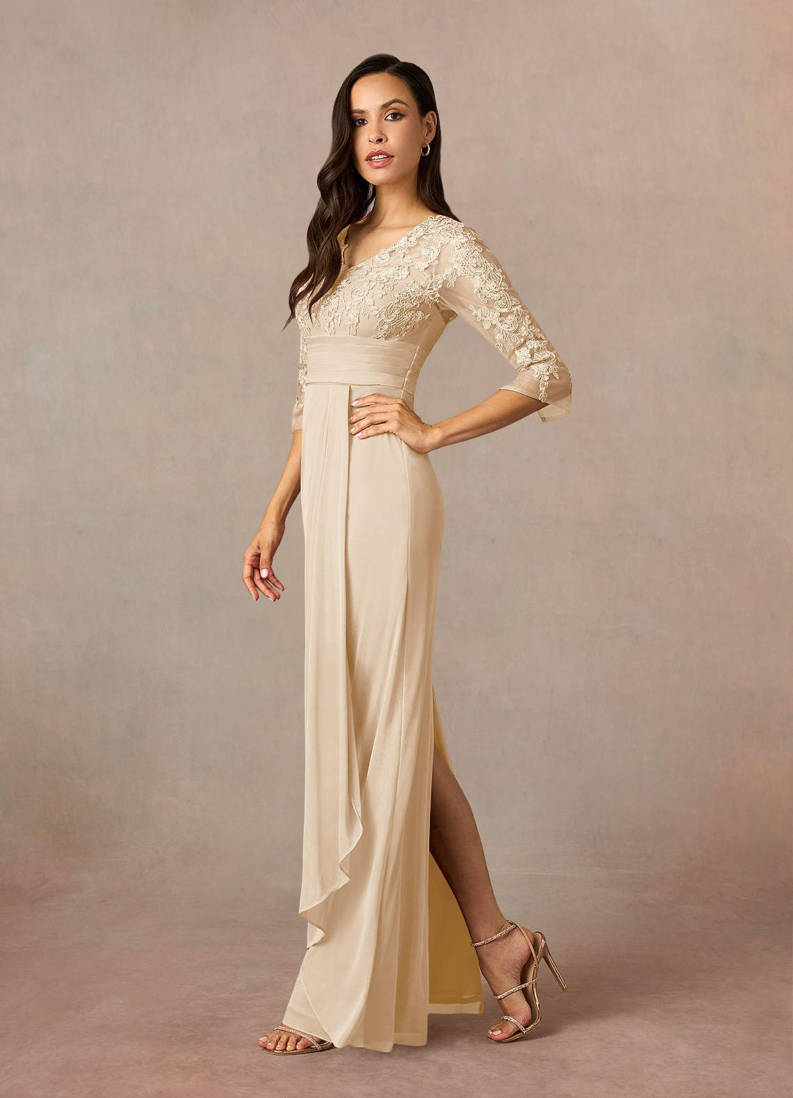 Spitzenkleid champagner Clearance