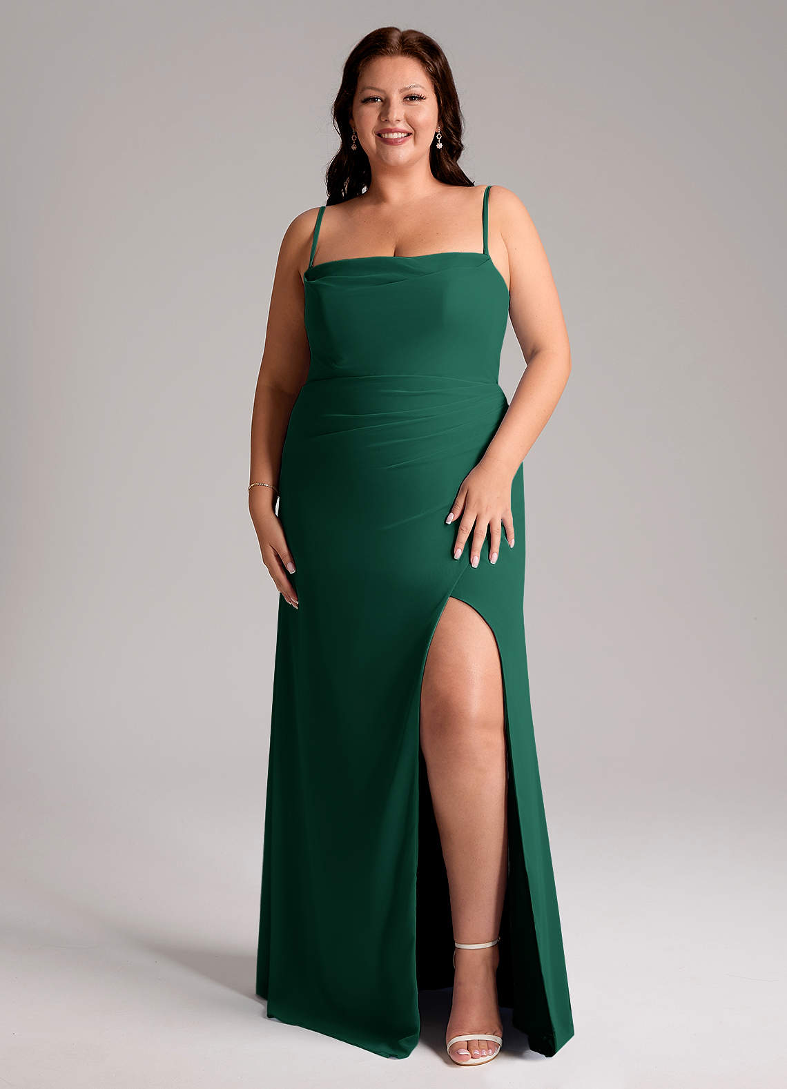 Azazie Leonis Vestidos de madrinha de casamento Vestido Esmeralda de Chiffon de Bainha com Sem alças image8