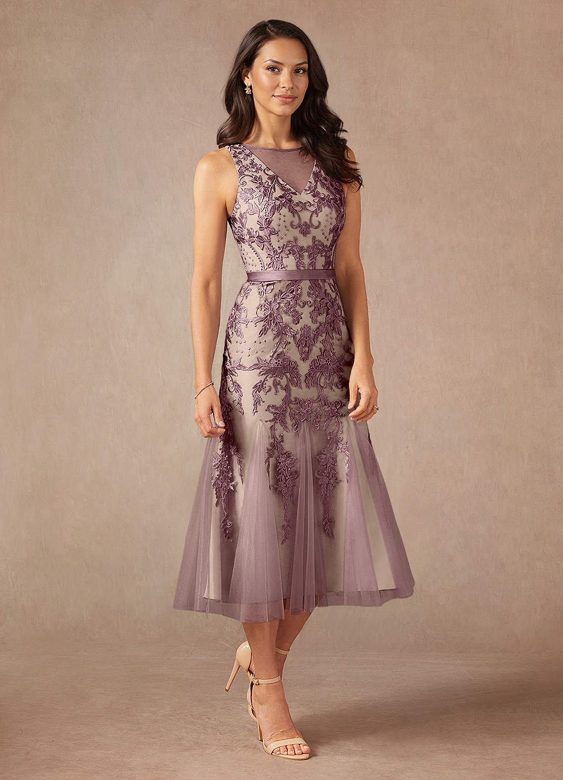 Azazie Herrin vestidos de madre de la novia Vestido de Rosa Grisáceo  Champán de Encaje de Sirena image1