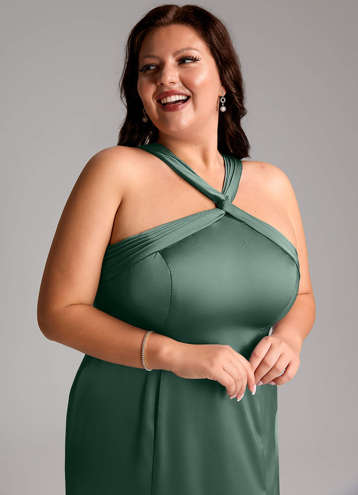 Azazie Rue Vestidos de damas de honor Vestido de Eucalipto de Satén Elástico de Corte Sirena con Plisado image12