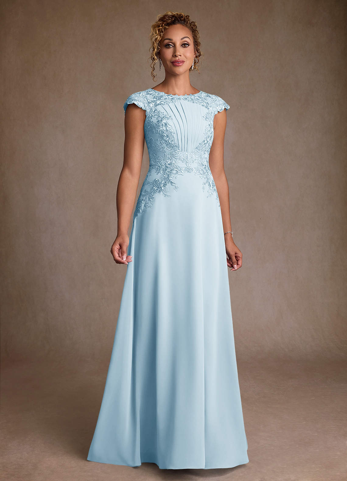 Azazie Christi vestidos de madre de la novia Vestido de Azul Cielo de Gasa de Corte en A con Encaje image1