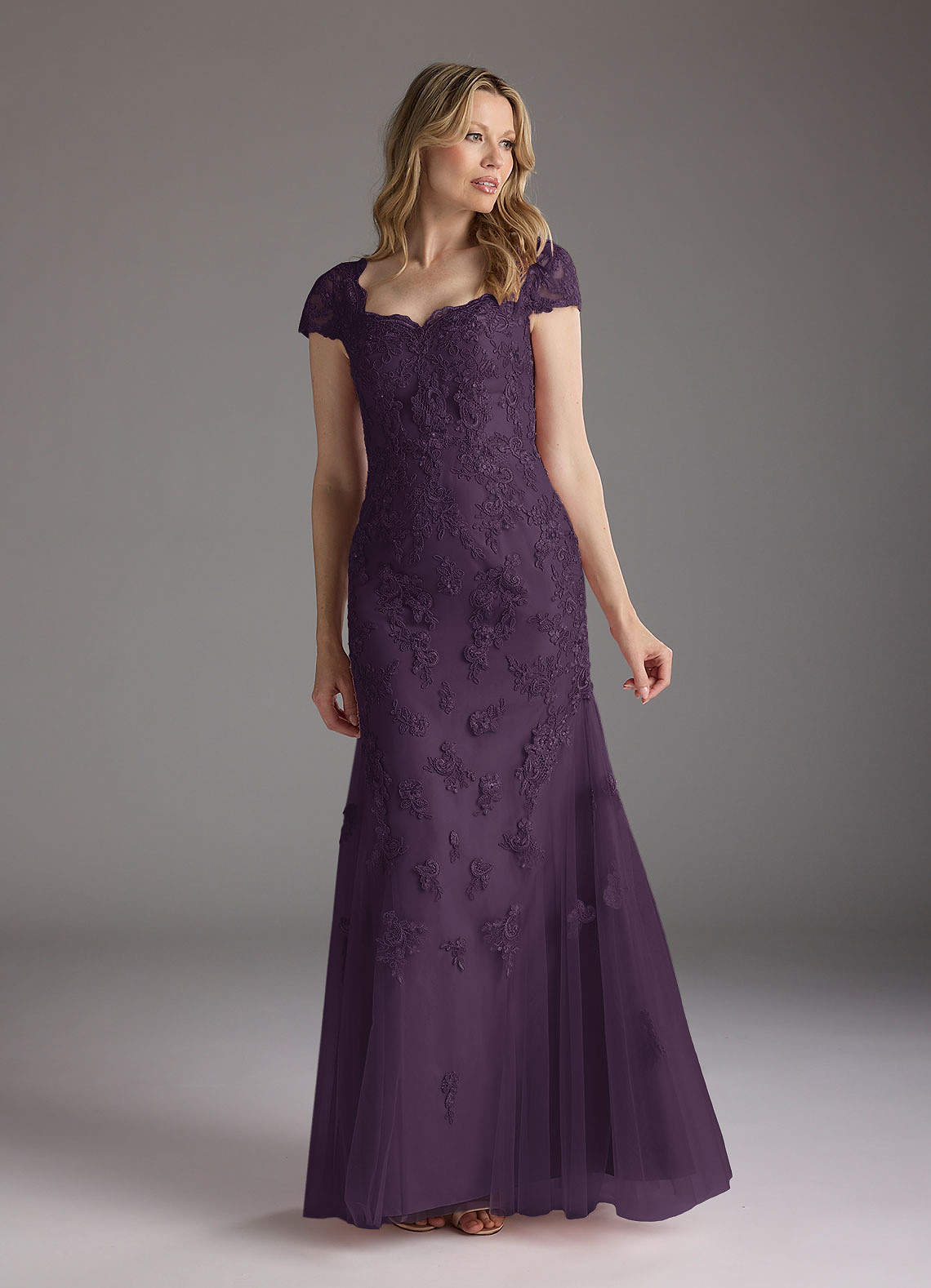 Azazie Marbella Mère de la mariée Robes Robe Sirène en Dentelle Paillettes Reine Anne Prune image1