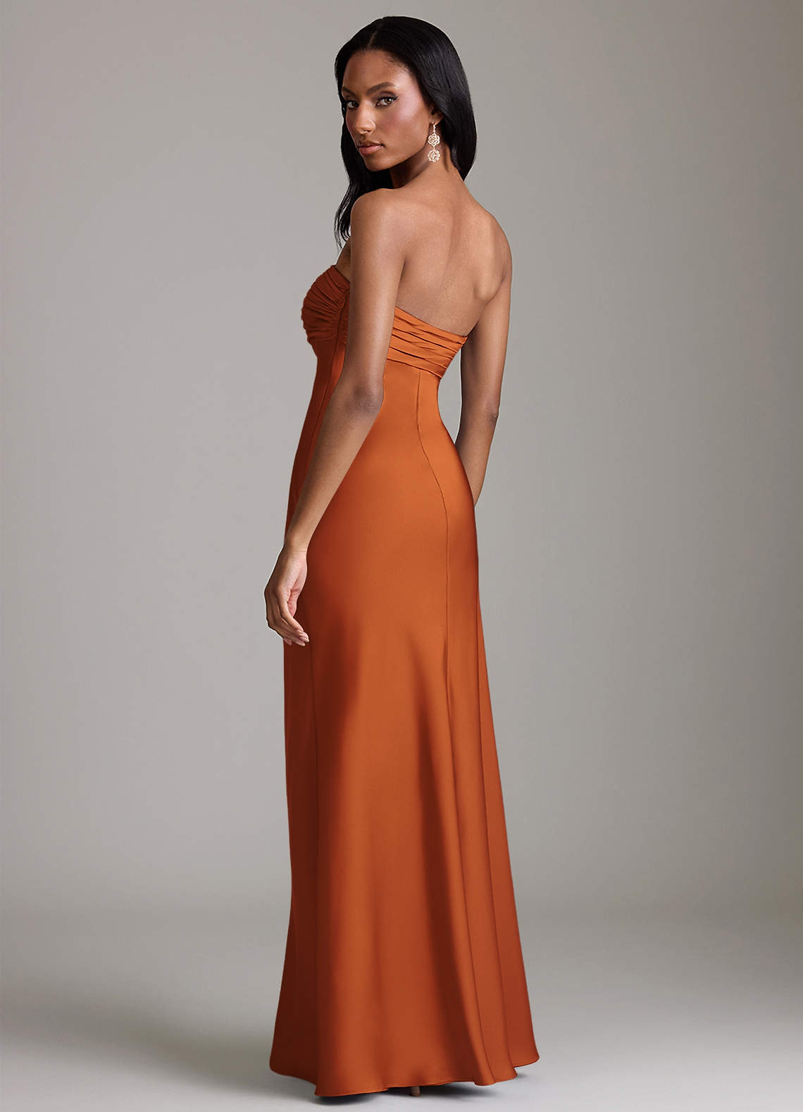 Azazie Saylor Klänningar att prova hemma Klä av Sjöjungfru i Stretch Satin Axelbandslös Agave image4