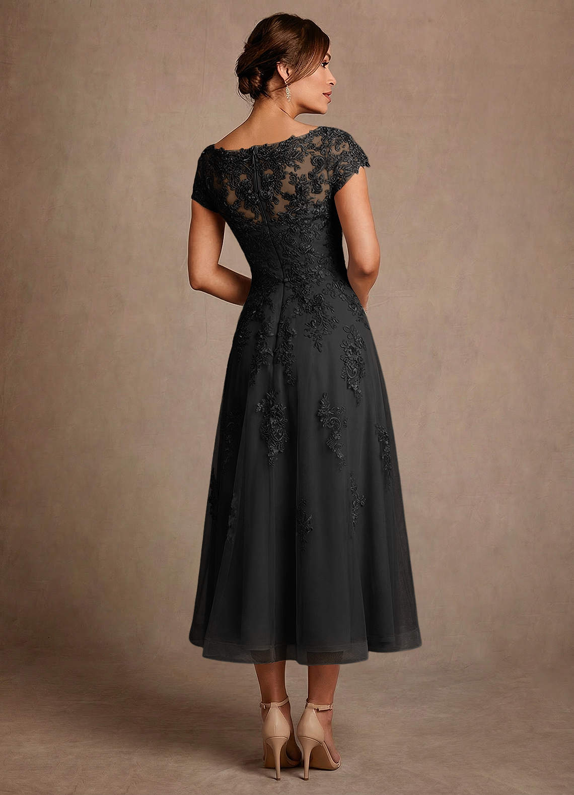 Azazie Jolanda Vestidos para mãe da noiva Vestido Preto de Renda de Linha A image1