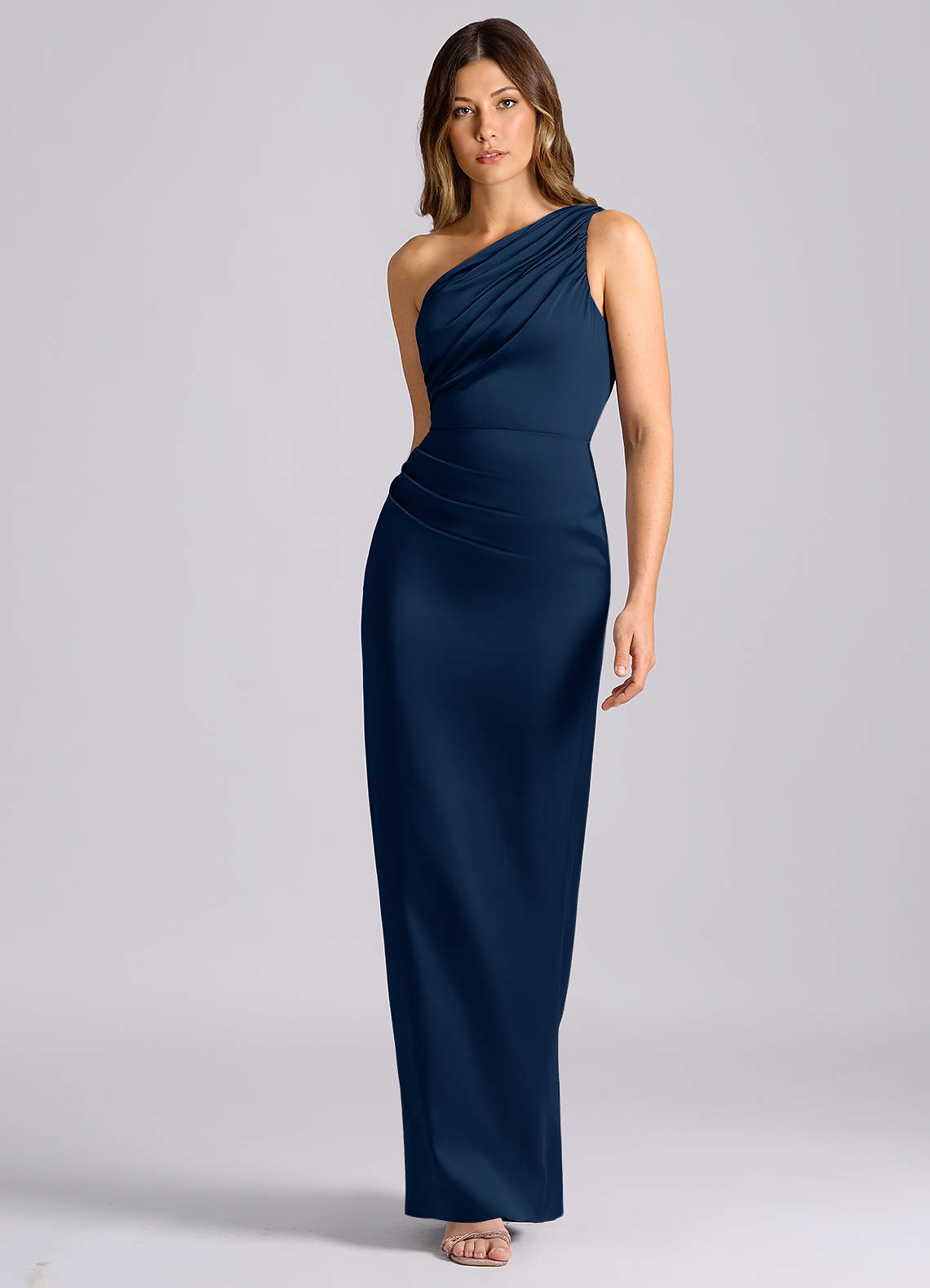 Azazie Akilah Brautjungfernkleider Meerjungfrau-Linie One-Shoulder Stretch-Satin Kleid Dunkelmarine image3