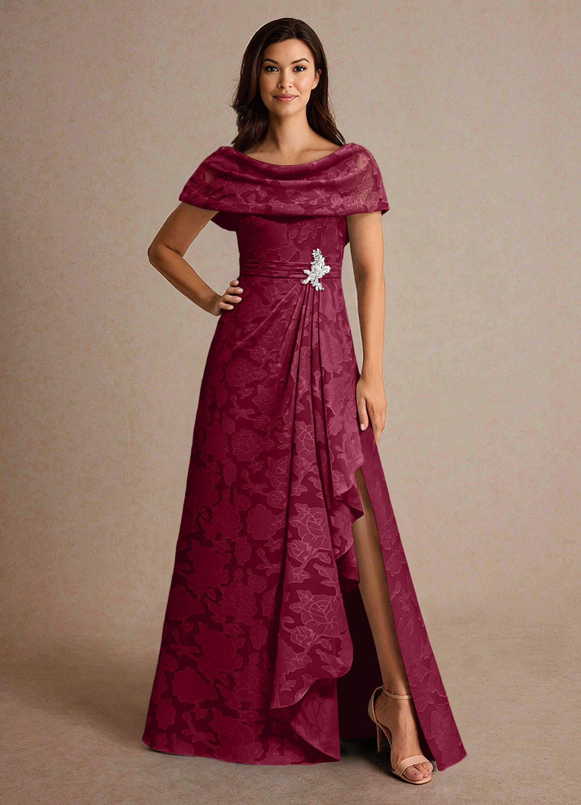 Azazie Branford vestidos de madre de la novia Vestido de Borgoña de Devorado Floral de Corte En A con Plisado image1