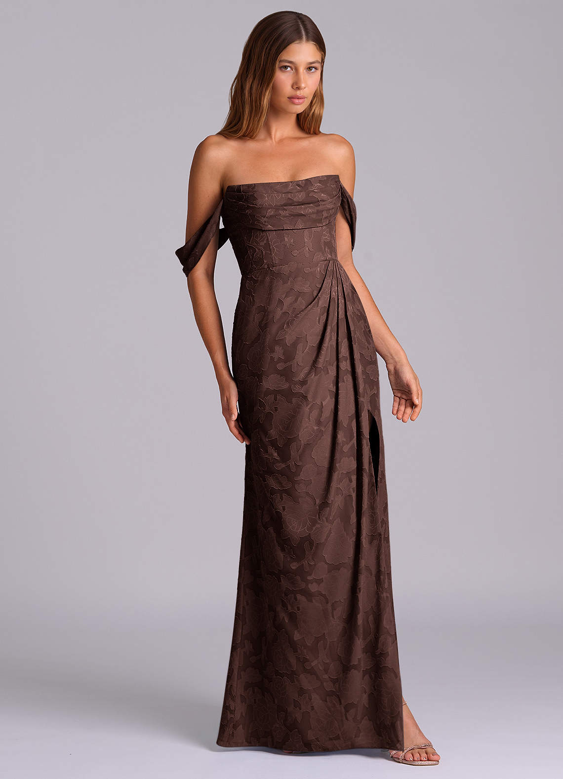 Azazie Johana Jurken voor thuis passen Converteerbaar Jurk van Bloemen Burn-out met Zeemeermin Off the Shoulder Stoffig Blauw image4