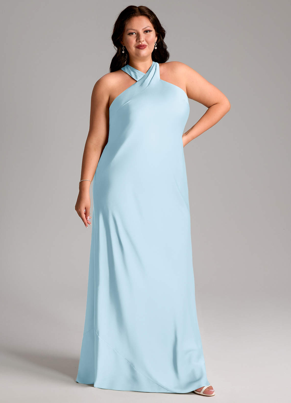 Azazie Doretta Vestidos de damas de honor Vestido de Azul Cielo de Satén Elástico de Corte Sirena con Plisado image8