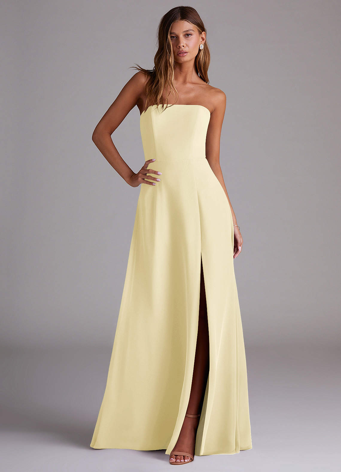 Azazie Wren Robes de demoiselle d'honneur Robe Trapèze Convertible en Mousseline de soie Fente Latérale Sorbet Citron image4