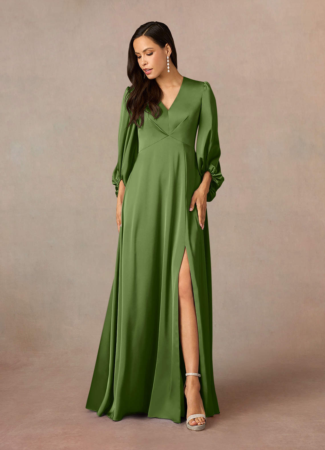 Azazie Luna vestidos de madre de la novia Vestido de Enebro de Satén Elástico de Corte En A con Plisado image1