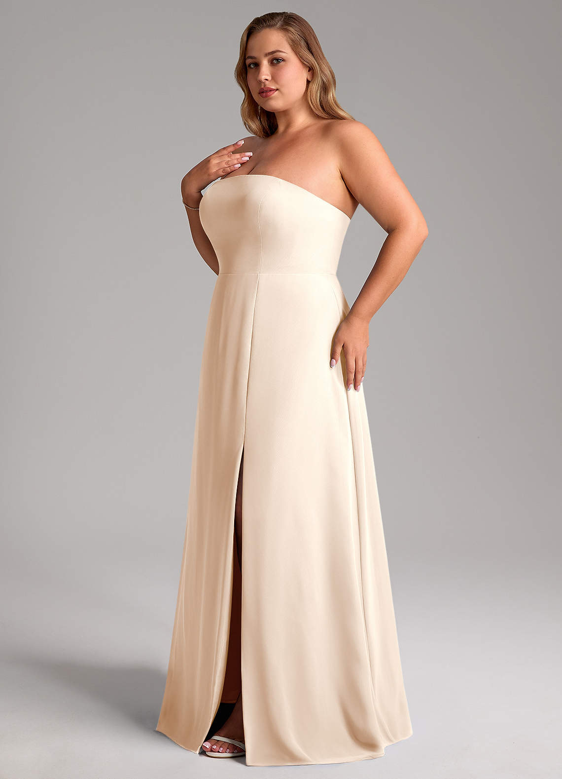 Azazie Wren Abiti da Damigella Abito Convertibile A-Line in Chiffon Spacco Laterale Alabastro Bianco image12