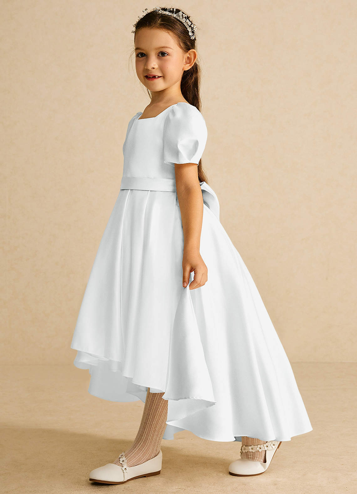 Azazie Zippy Flower Girl Klänningar Klänning A-Linje i Matt satäng med ärmar image1