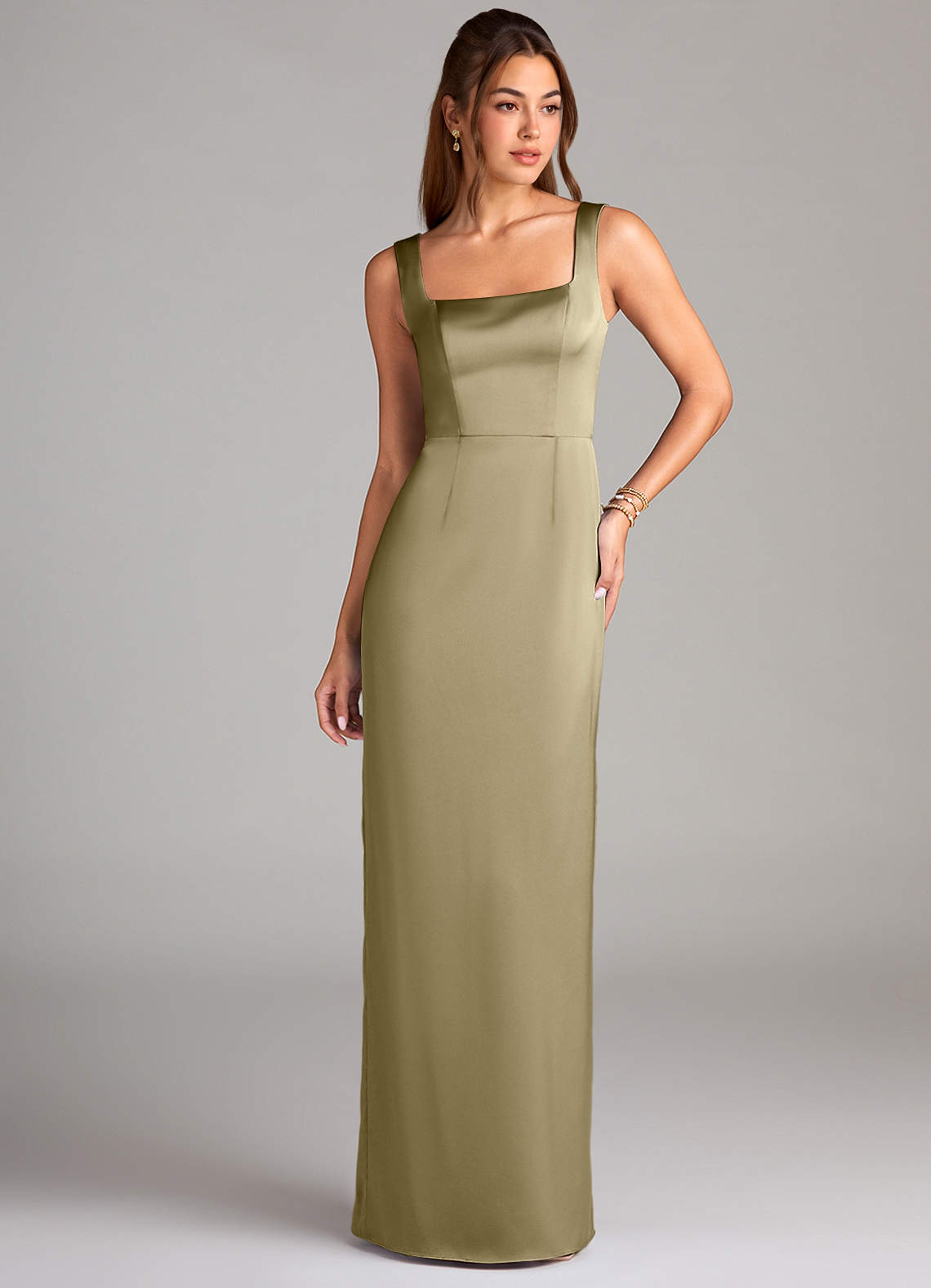 Azazie Flori Vestidos de damas de honor Vestido de Musgo Verde de Satén Elástico de Corte Recto con Corte Lateral image1