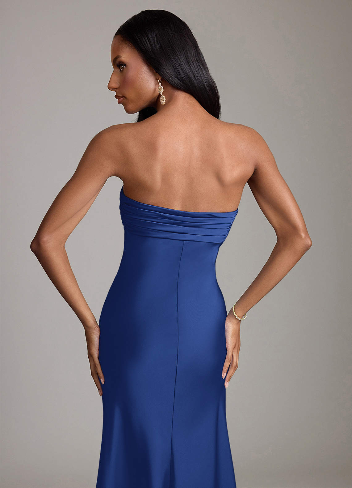 Azazie Saylor Vestidos de madrinha de casamento Vestido Royal Blue de Cetim elástico de sereia com Sem Alças image5