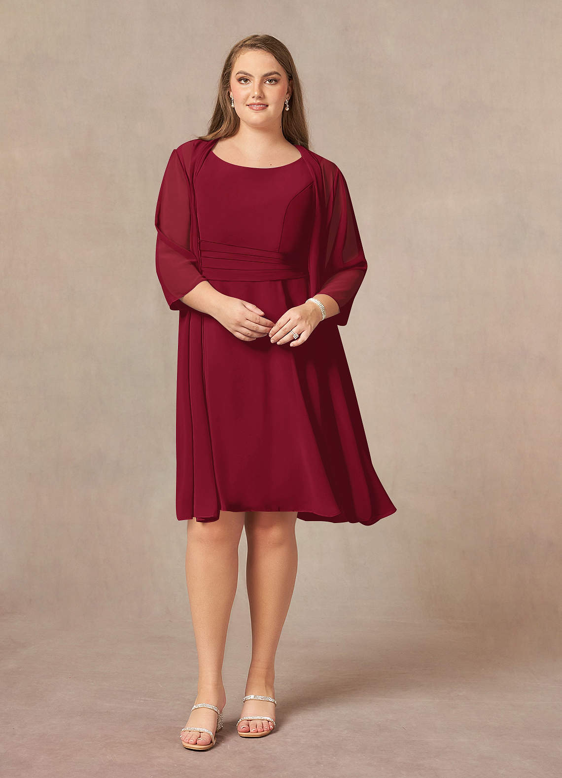 Azazie Shirley Mère de la mariée Robes Robe Trapèze en Mousseline de soie Plissé Scoop Bourgogne image1