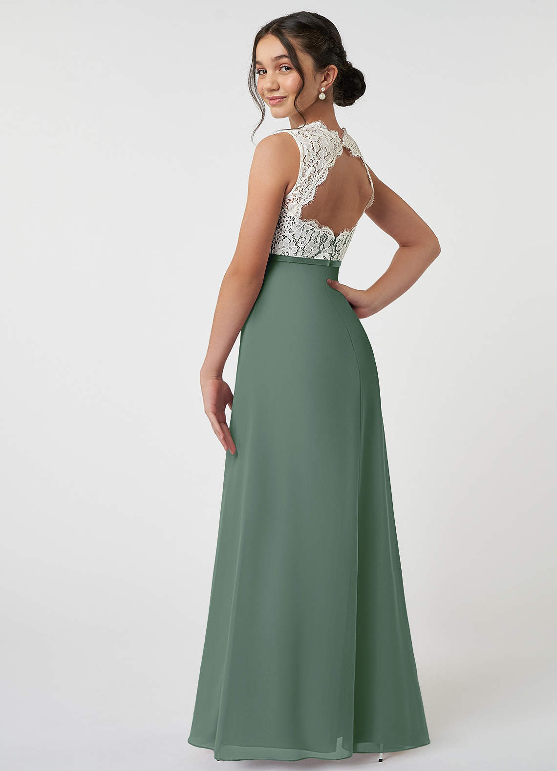 Azazie Rana Junior Robe Trapèze en Mousseline de soie Dentelle Eucalyptus image3