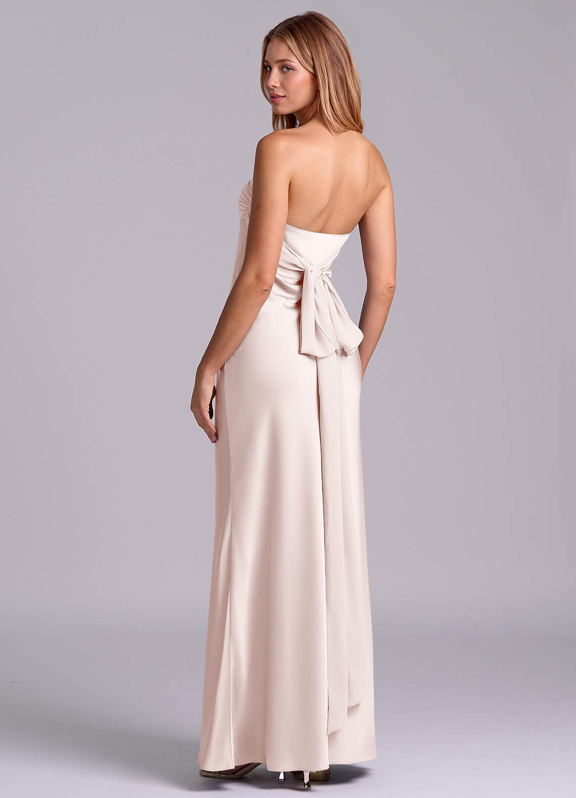 Azazie Ailanie Brudtärnklänningar Klä av Tubklänning i Stretch Satin Axelbandslös Rodnande Rosa image1