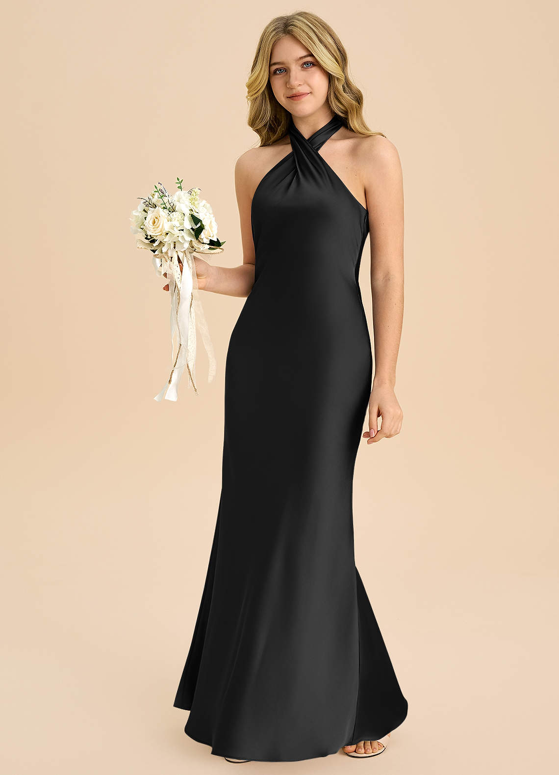 Azazie Chickie Junior Robe Fourreau en Satin extensible Plissée Noir image3