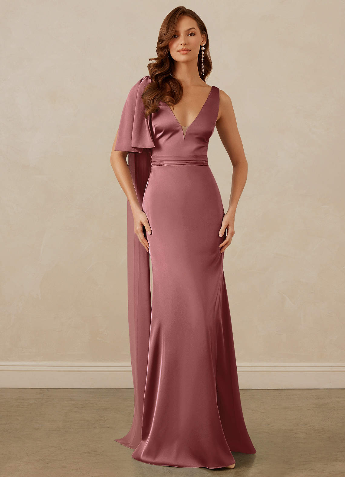 Christian Siriano Bridal for Azazie 1011 Robes de demoiselle d'honneur Robe Sirène en Satin extensible Arc Améthyste image1