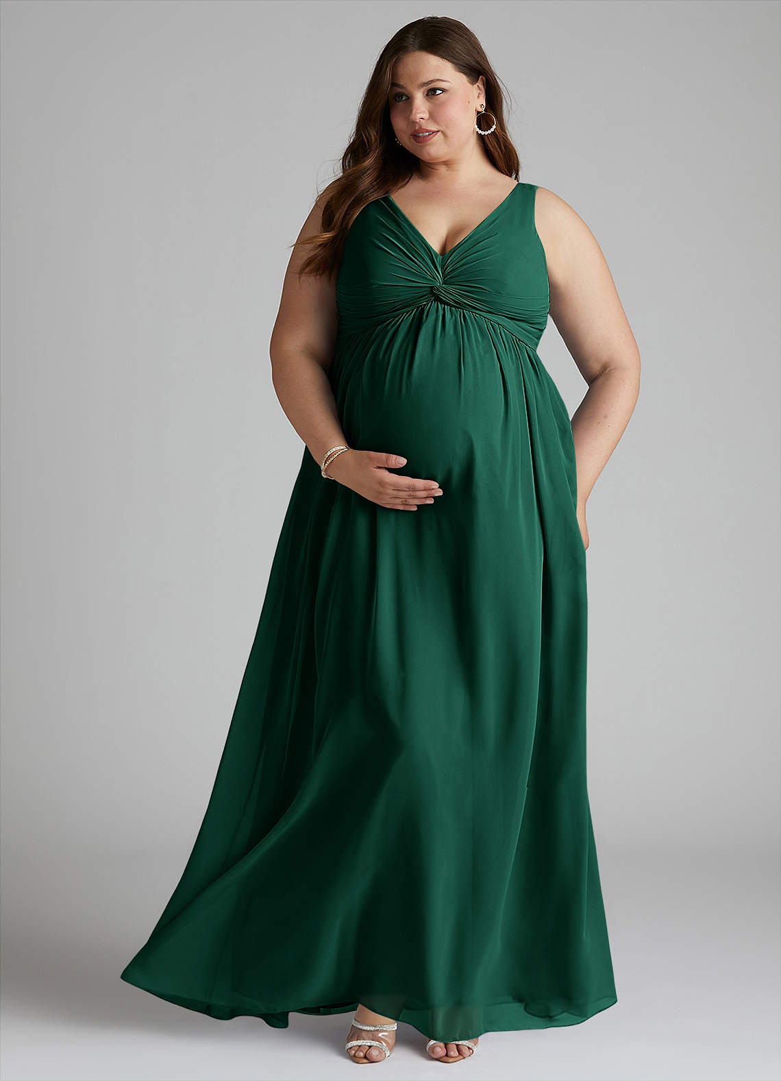 Azazie Yetta vestidos de dama de honor de maternidad Vestido de Corte en A Cuello en V fruncido Hasta el suelo Gasa image6