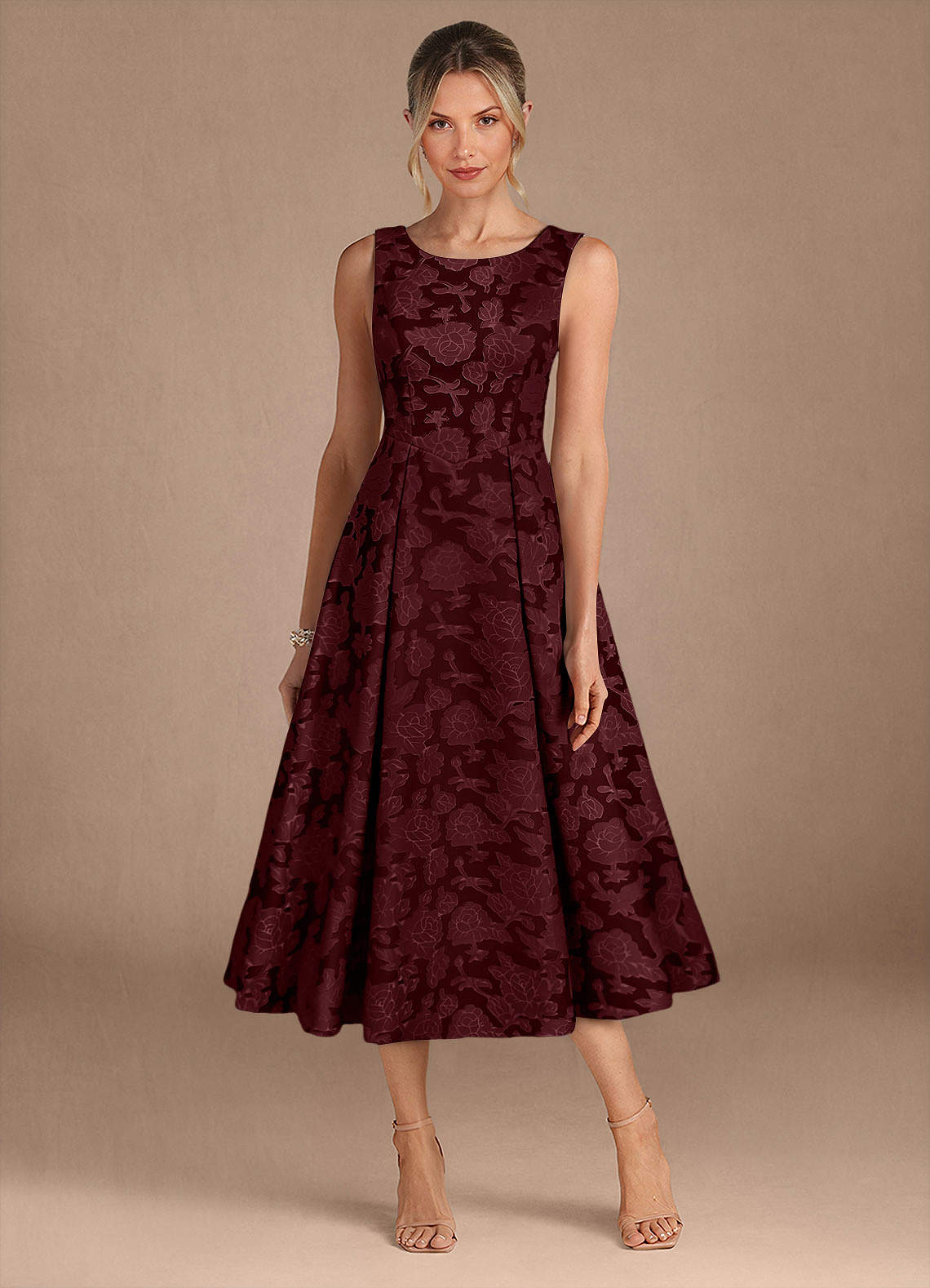 Azazie Fulton vestidos de madre de la novia Vestido de Cabernet de Devorado Floral de Corte En A con Plisado image4