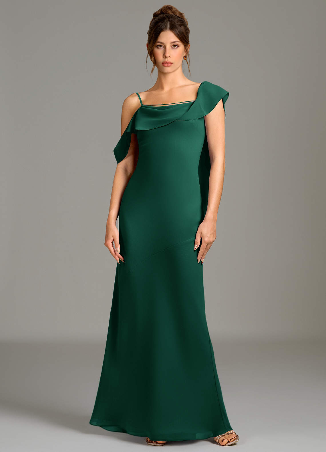 chiffon mermaid bridesmaid dress Elitara Elegant Romantic Chiffon Matte Draped Decor Open Shoulder Strapless Fitted Mermaid Bridesmaid Dress