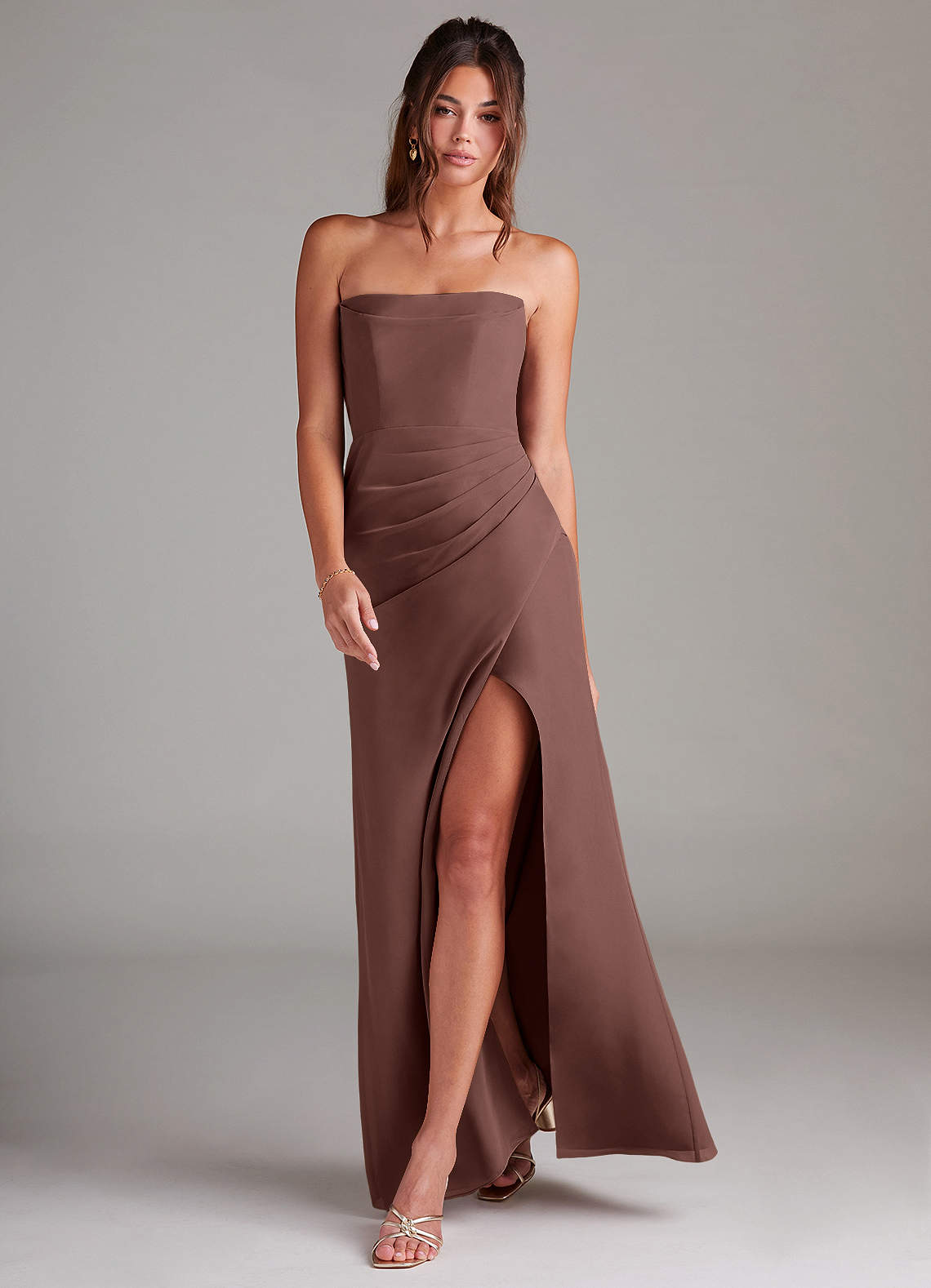 Azazie Leonis Vestidos de madrinha de casamento Vestido Café Expresso de Chiffon de Bainha com Sem alças image6